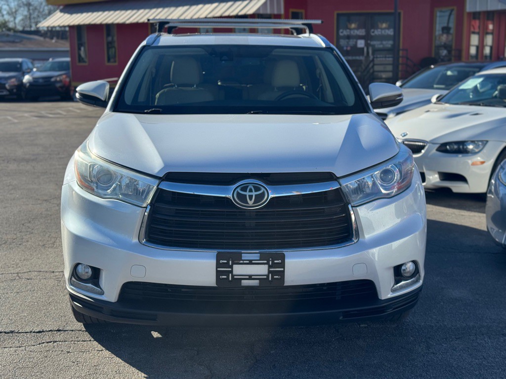 2016 Toyota Highlander Image 12
