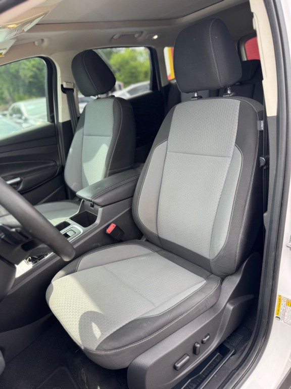 2017 Ford Escape Image 13