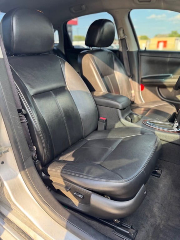 2016 Chevrolet Impala Image 18