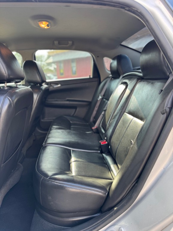 2016 Chevrolet Impala Image 19