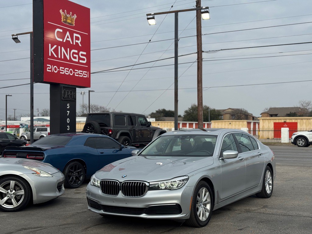 2019 BMW 7 Series Image 2