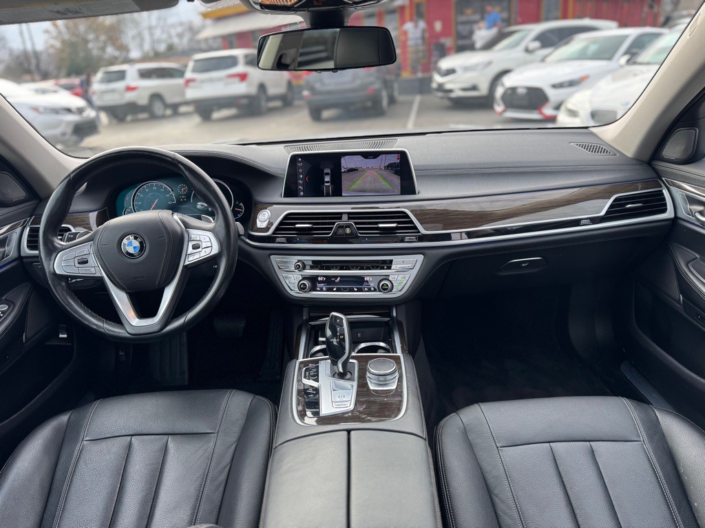 2019 BMW 7 Series Image 21
