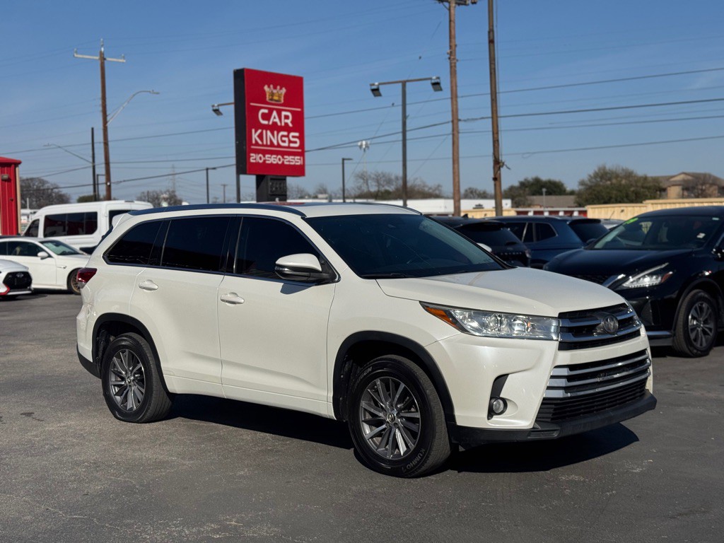 2018 Toyota Highlander Image 10