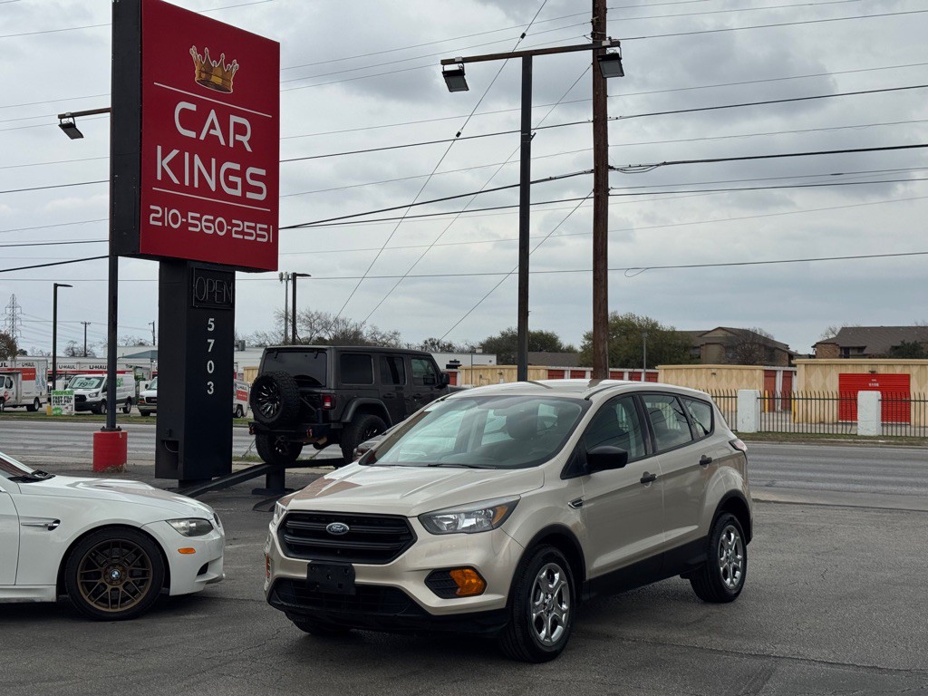 2018 Ford Escape Image 2