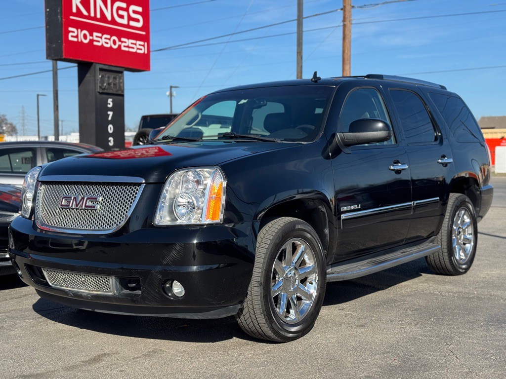 2011 GMC Yukon Image 4