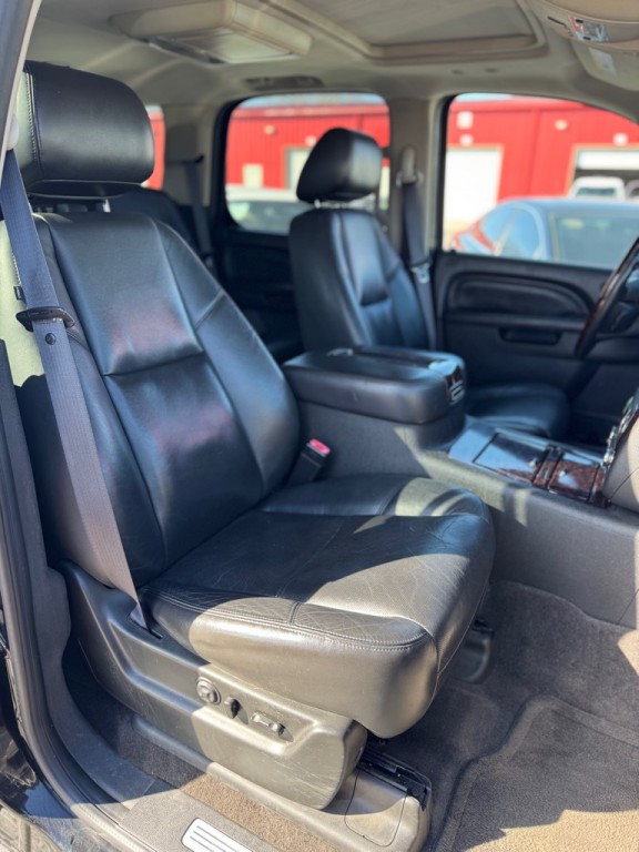 2011 GMC Yukon Image 15