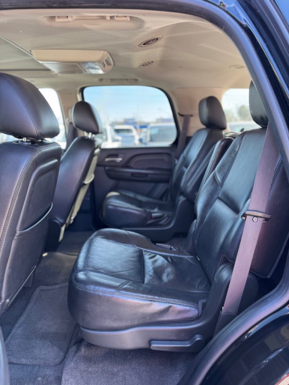 2011 GMC Yukon Image 16