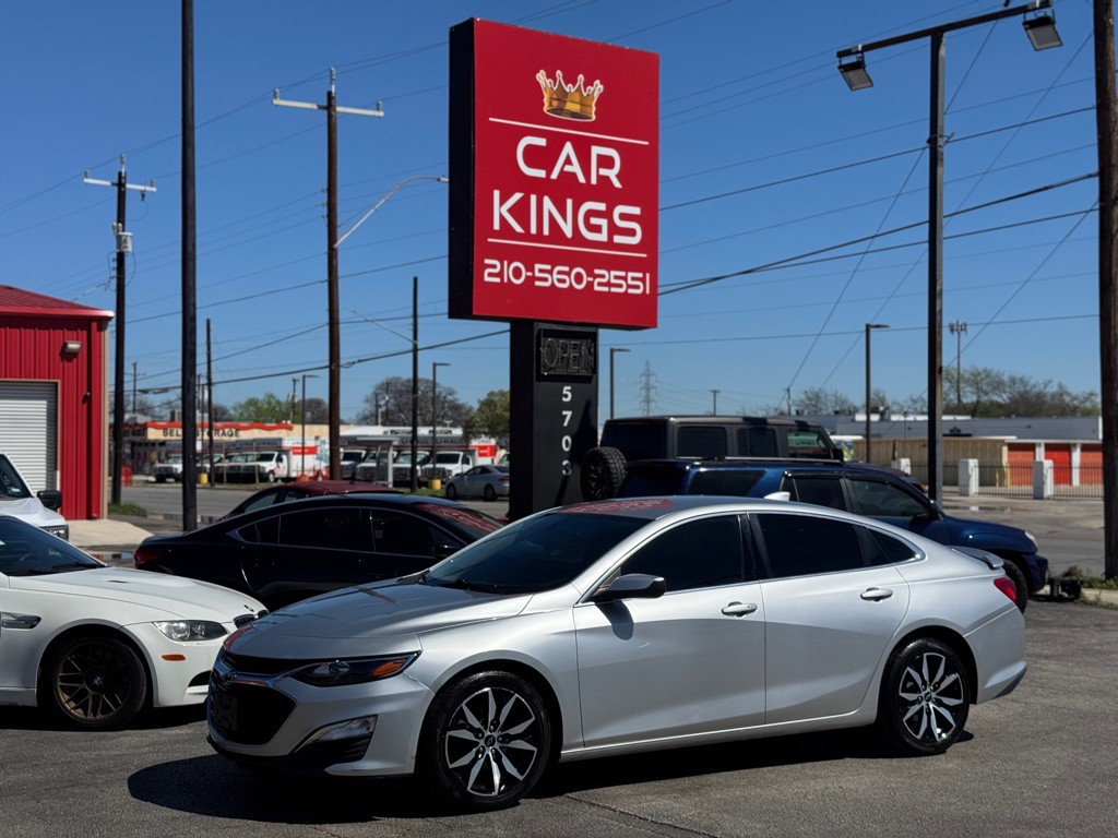 2021 Chevrolet Malibu Image 1