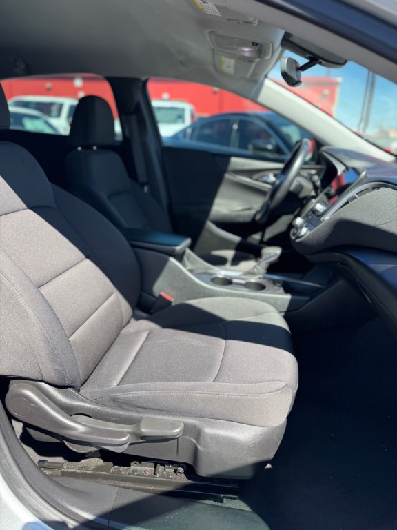 2021 Chevrolet Malibu Image 17