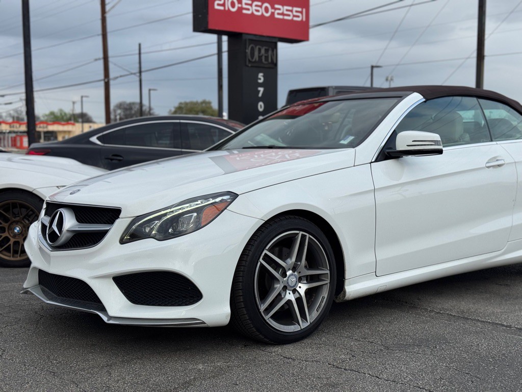 2017 Mercedes-Benz E-Class Image 4