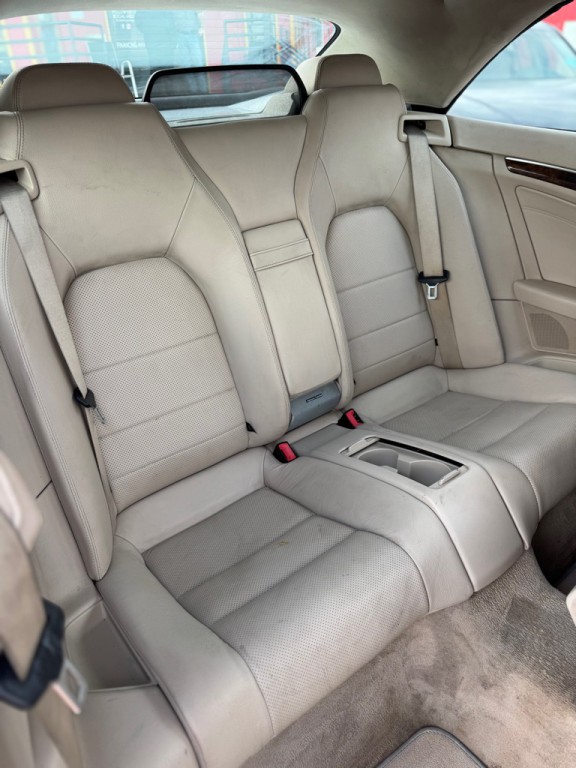 2017 Mercedes-Benz E-Class Image 17