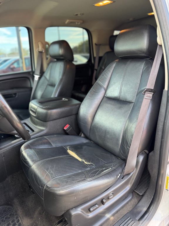 2013 Chevrolet Tahoe Image 14