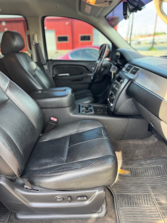 2013 Chevrolet Tahoe Image 16