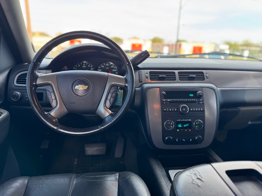 2013 Chevrolet Tahoe Image 21