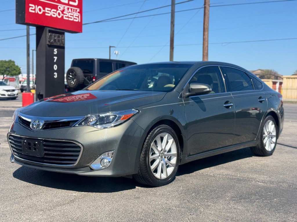 2013 Toyota Avalon Image 3