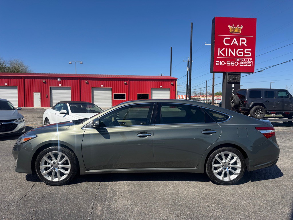 2013 Toyota Avalon Image 5