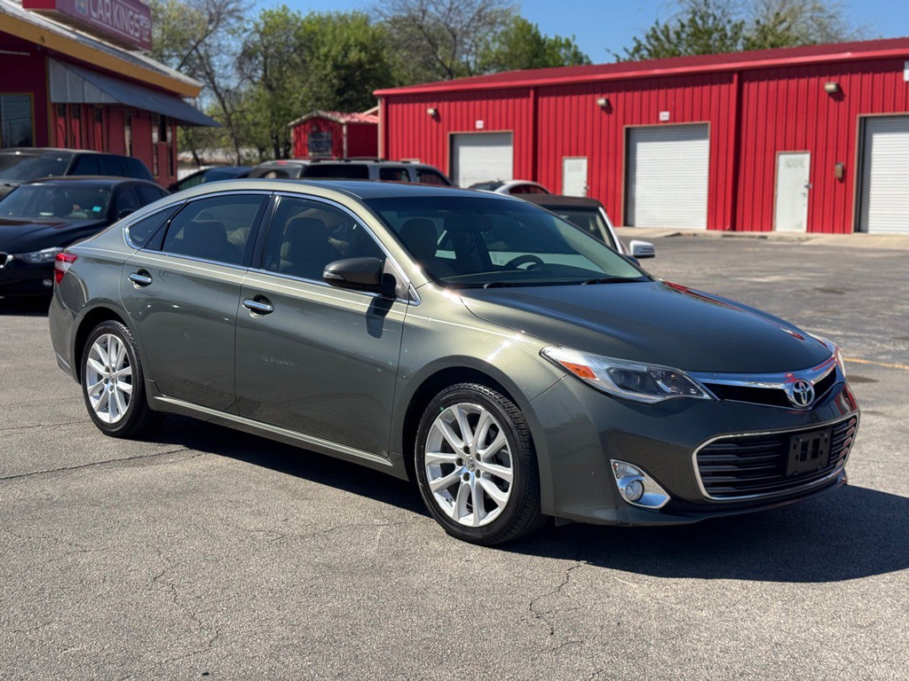 2013 Toyota Avalon Image 10