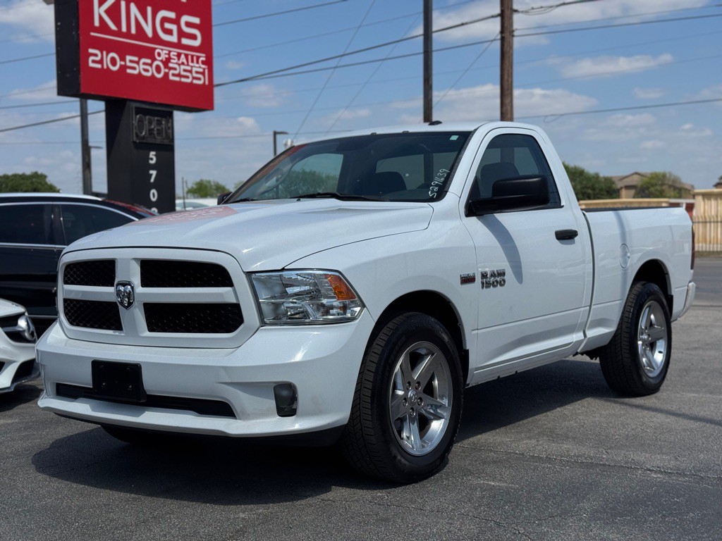 2017 RAM 1500 Image 3