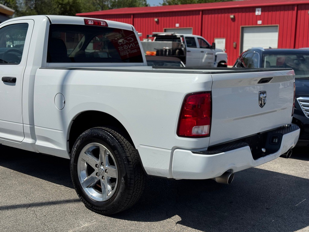 2017 RAM 1500 Image 7