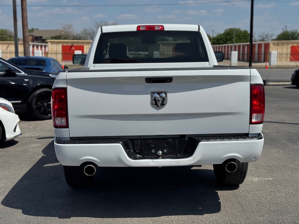 2017 RAM 1500 Image 8