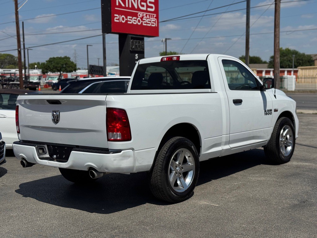 2017 RAM 1500 Image 9