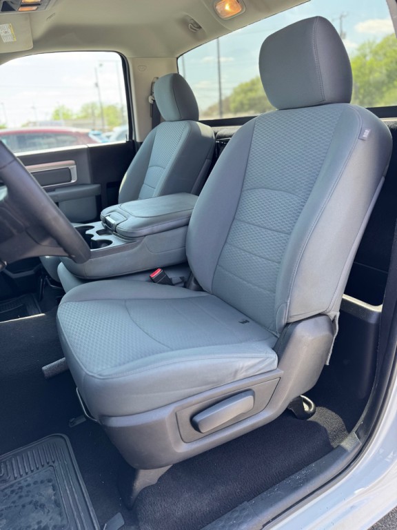 2017 RAM 1500 Image 15