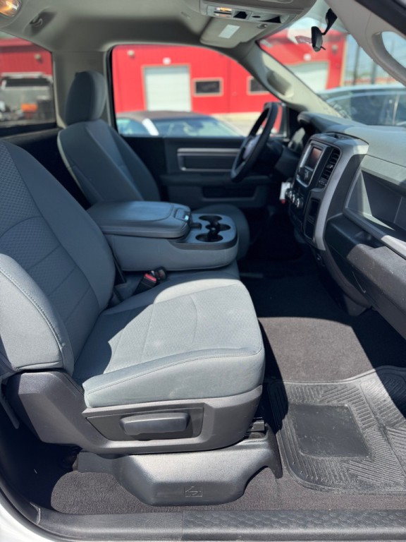 2017 RAM 1500 Image 17