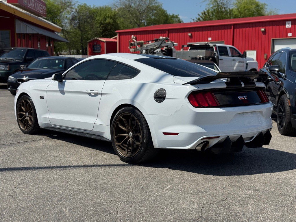 2017 Ford Mustang Image 7