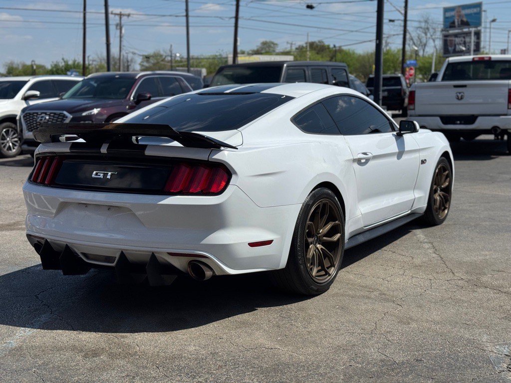 2017 Ford Mustang Image 9