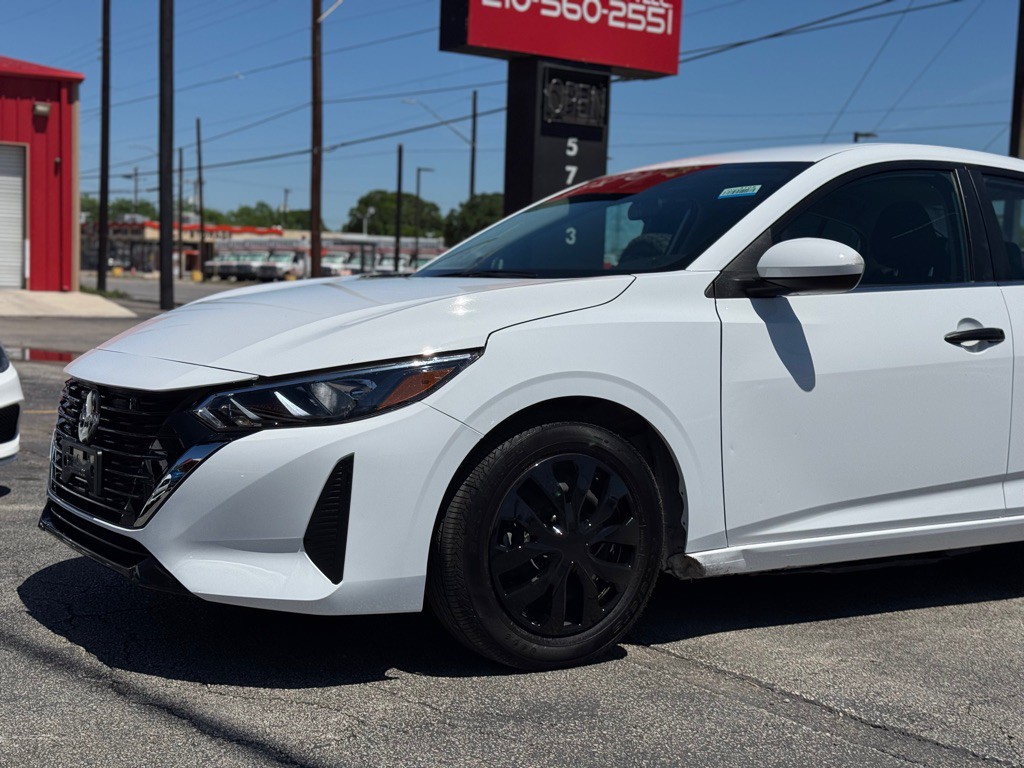 2024 Nissan Sentra Image 4