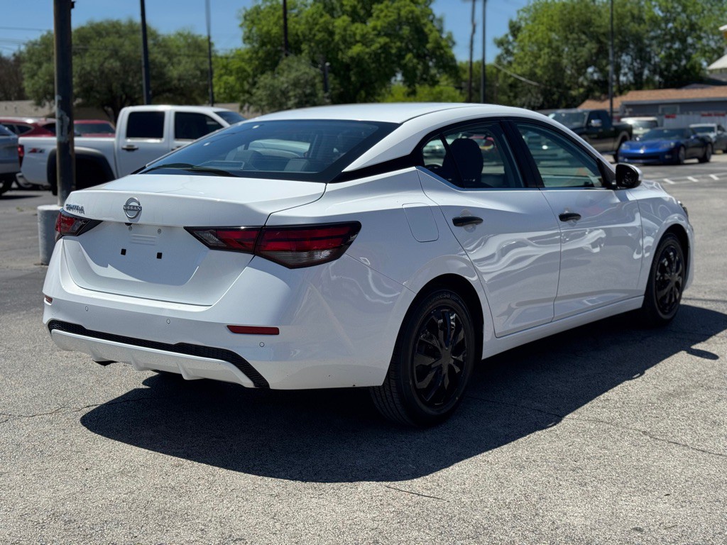 2024 Nissan Sentra Image 8