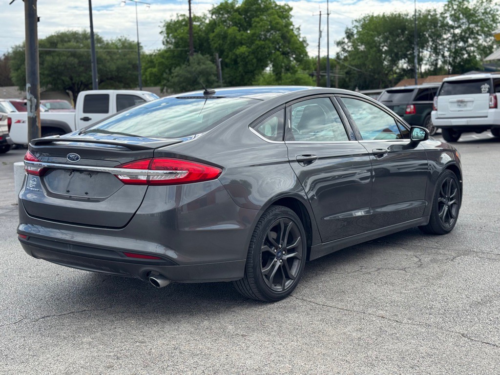 2018 Ford Fusion Image 9