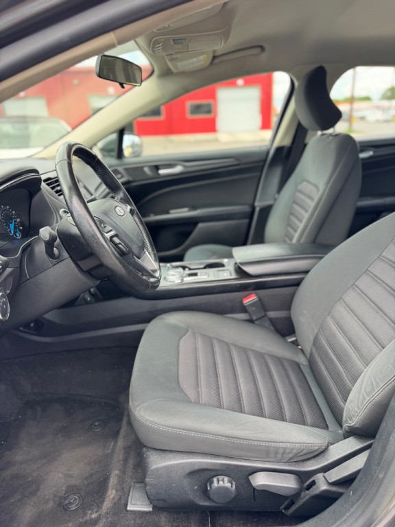 2018 Ford Fusion Image 14