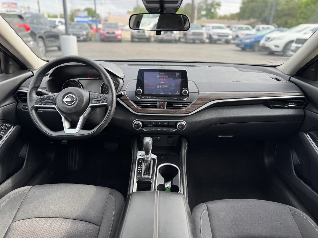 2023 Nissan Altima Image 20