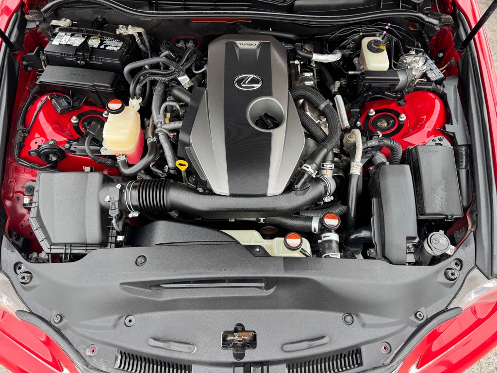 2016 Lexus IS Image 22