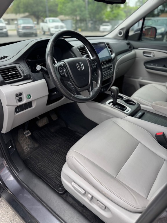 2016 Honda Pilot Image 12