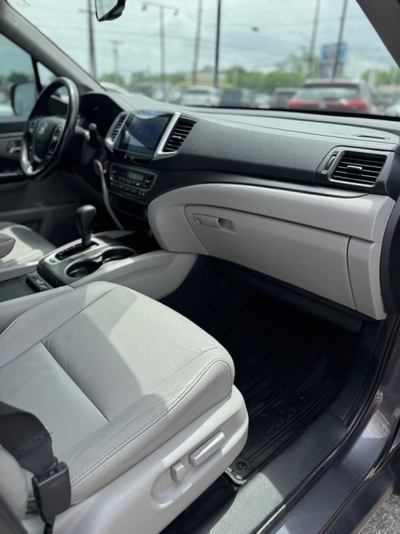 2016 Honda Pilot Image 15