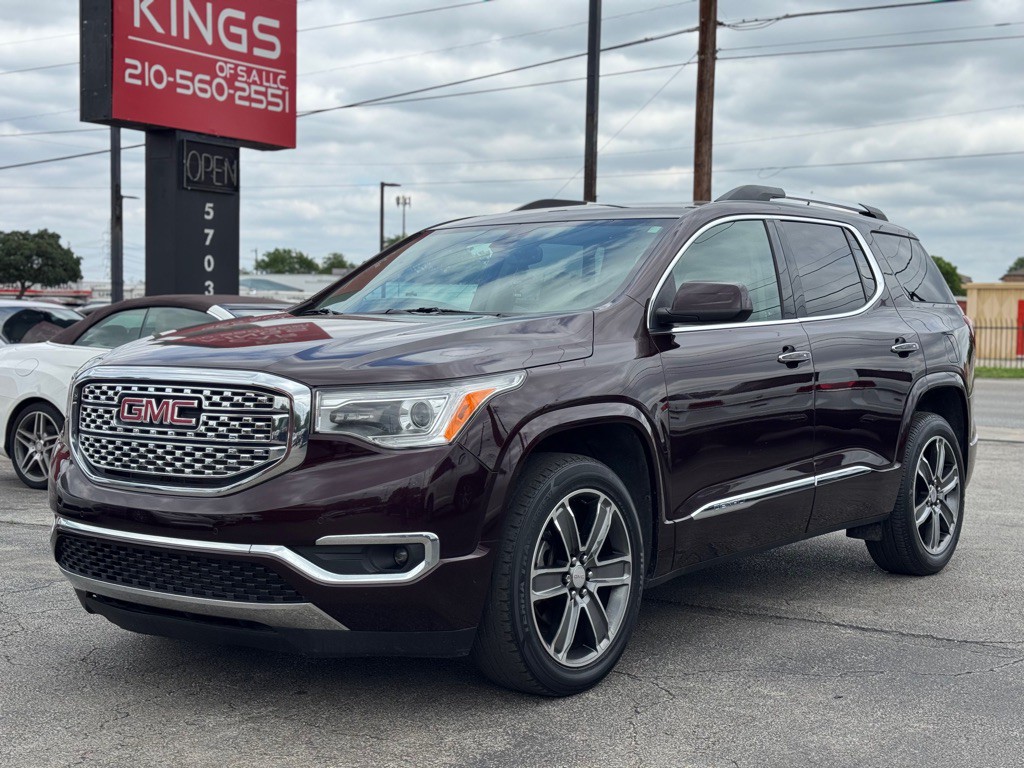 2017 GMC Acadia Image 3