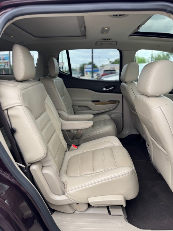 2017 GMC Acadia Image 18