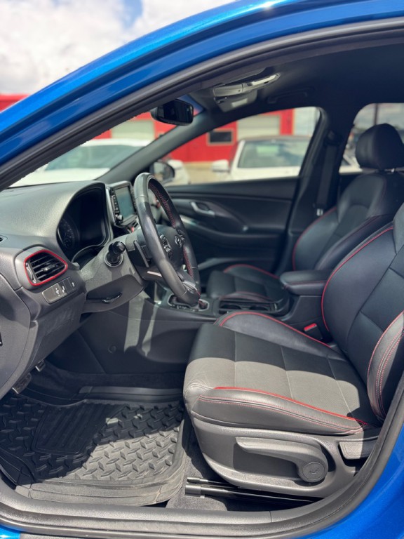 2018 Hyundai Elantra Image 12