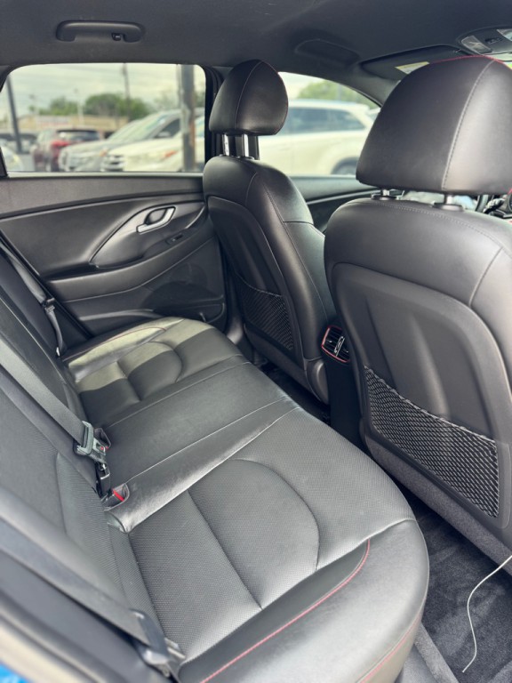2018 Hyundai Elantra Image 18