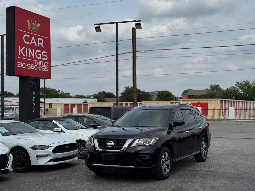 2019 Nissan Pathfinder Image 2