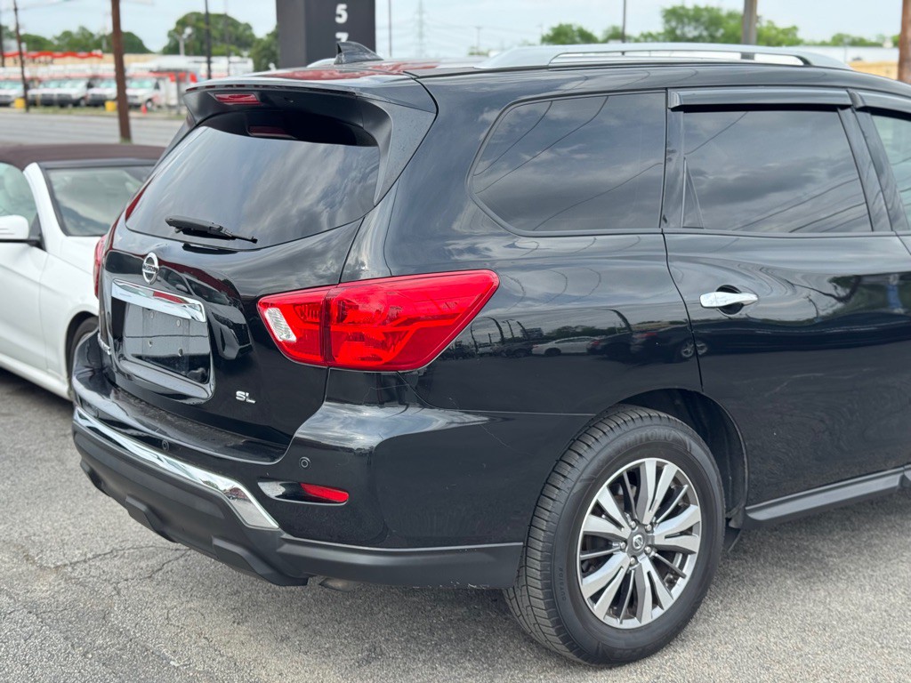 2019 Nissan Pathfinder Image 8