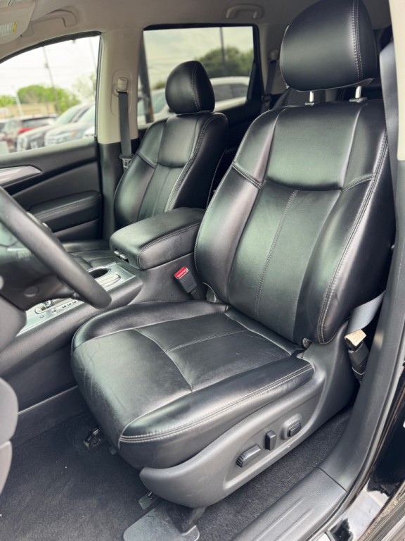 2019 Nissan Pathfinder Image 15