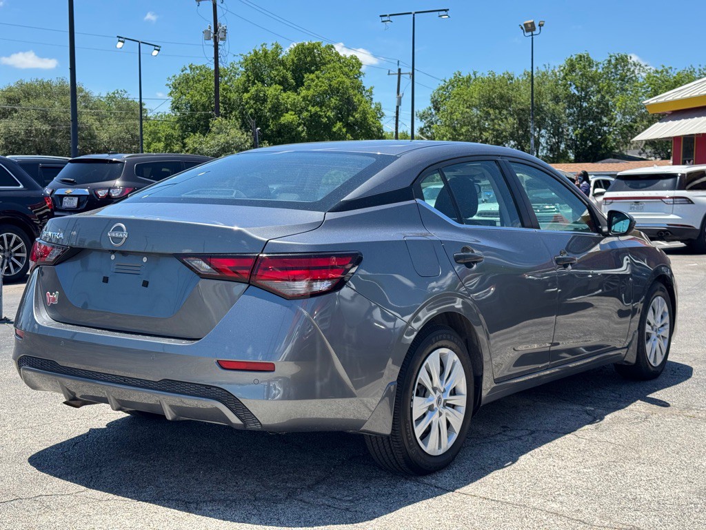 2025 Nissan Sentra Image 9
