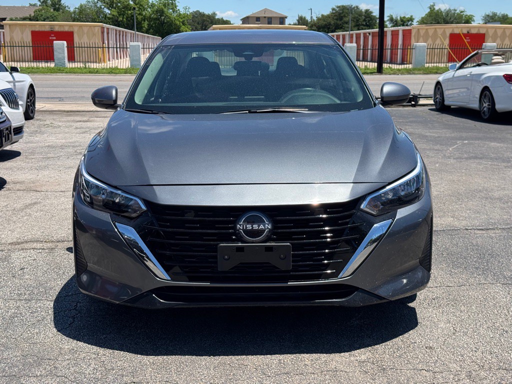 2025 Nissan Sentra Image 10