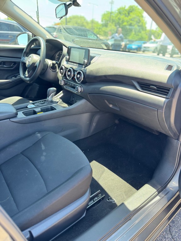 2025 Nissan Sentra Image 13