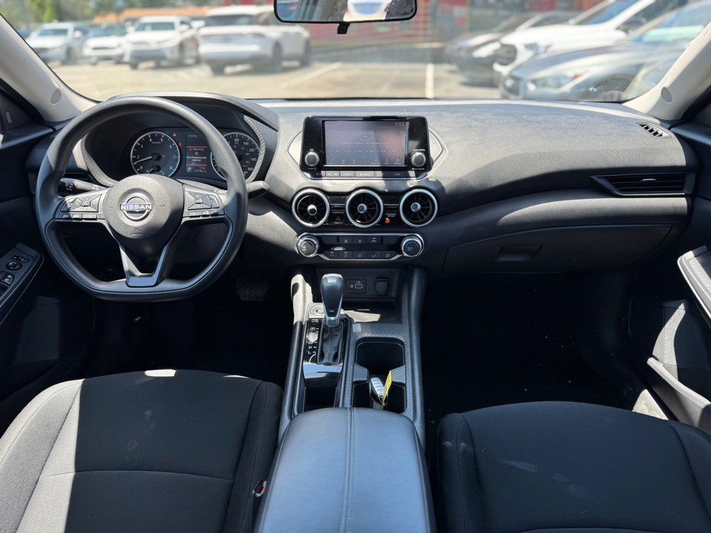 2025 Nissan Sentra Image 17