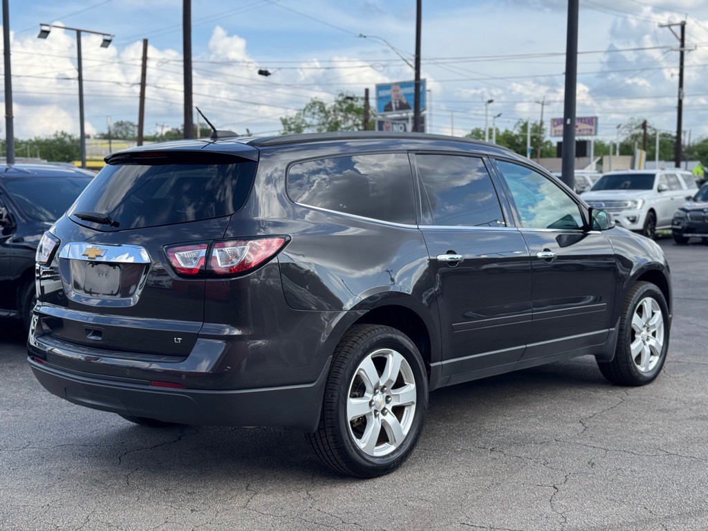 2017 Chevrolet Traverse Image 8