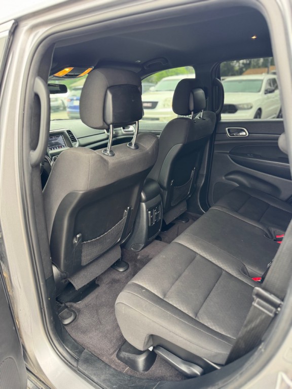 2018 Jeep Grand Cherokee Image 16